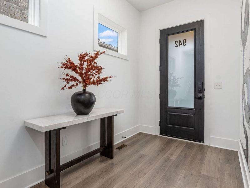 942 W 1st Avenue, Columbus, OH 43212 Photo 5