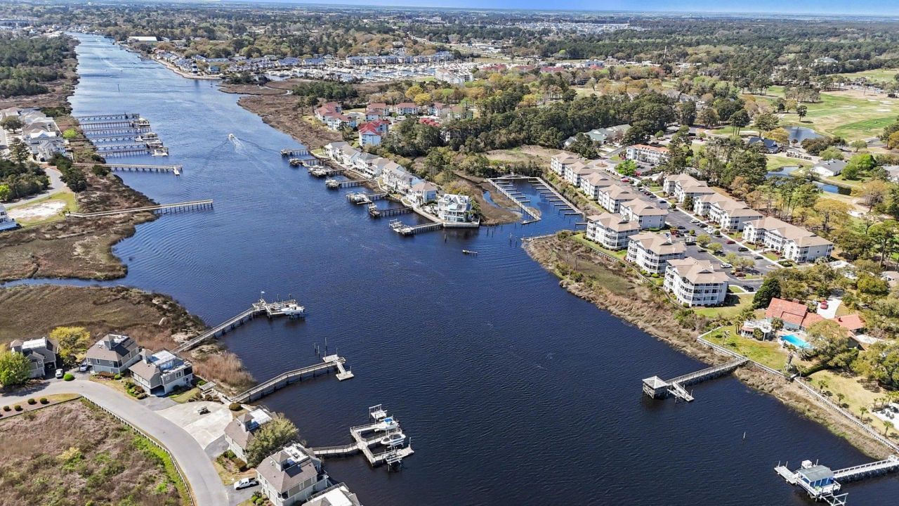 4413 Eastport Blvd. Photo 4