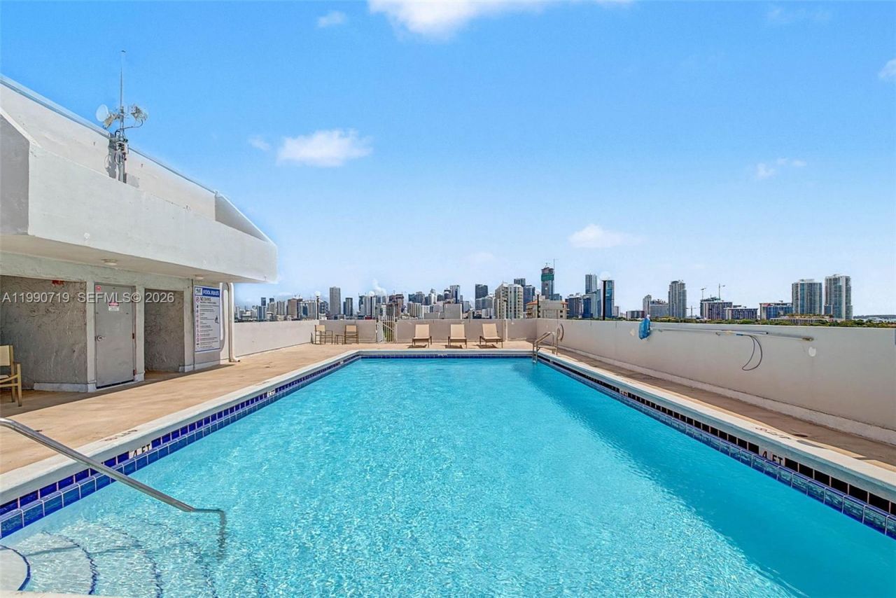 2950 SW 3rd Ave, Unit 3B, Miami, FL 33129 Photo