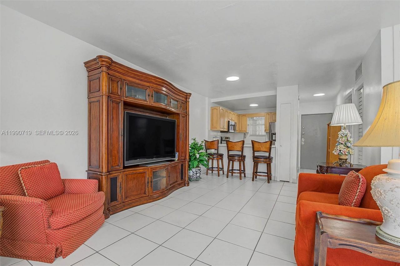 2950 SW 3rd Ave, Unit 3B, Miami, FL 33129 Photo