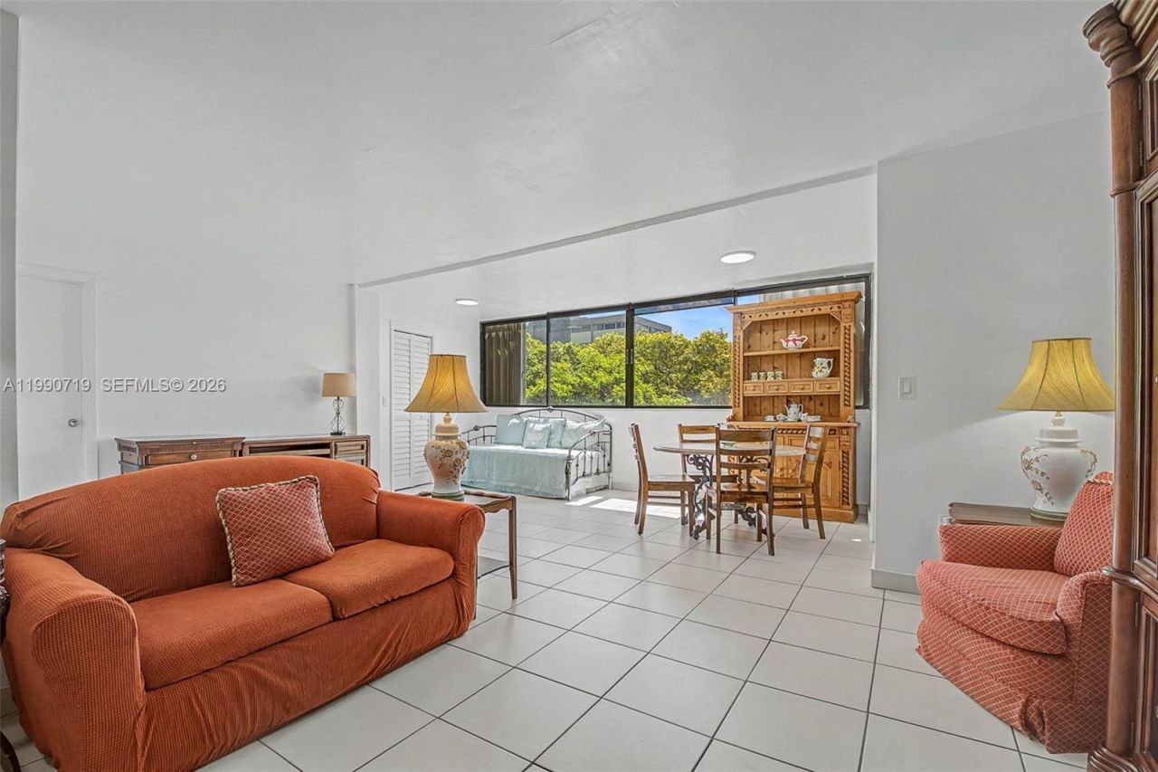 2950 SW 3rd Ave, Unit 3B, Miami, FL 33129 Photo