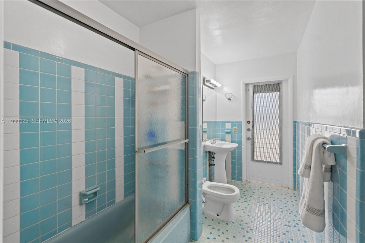 4800 SW 64th Ave, Miami, FL 33155 Photo