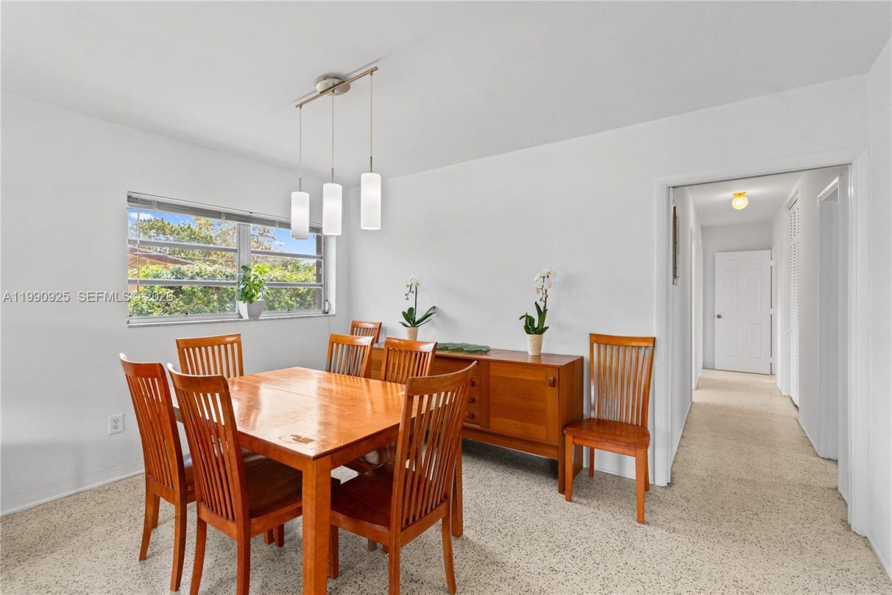 4800 SW 64th Ave, Miami, FL 33155 Photo