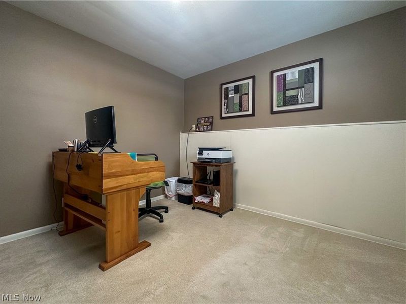 7915 Brookwood Street NE, Warren, OH 44484 Photo 24