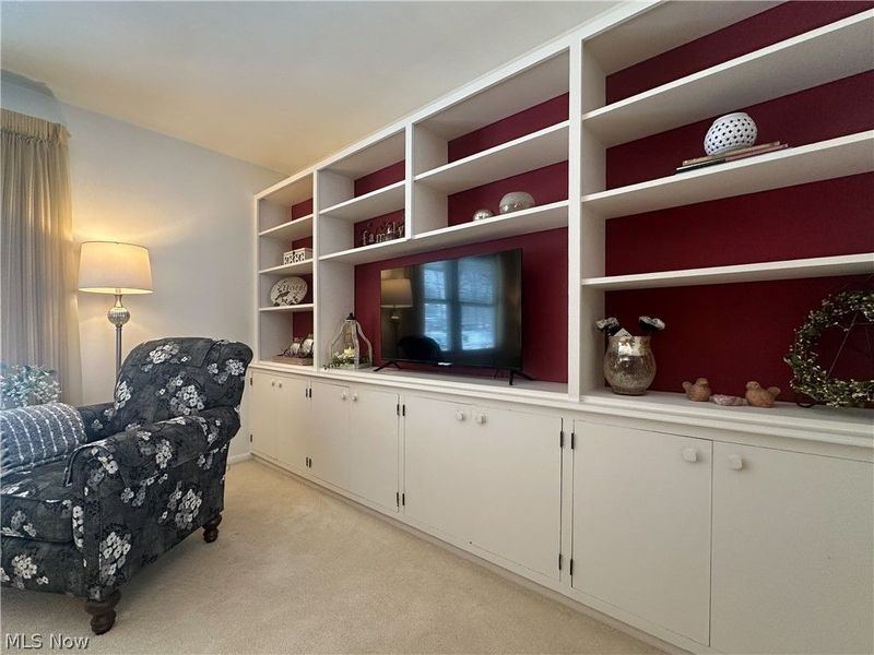 7915 Brookwood Street NE, Warren, OH 44484 Photo 6