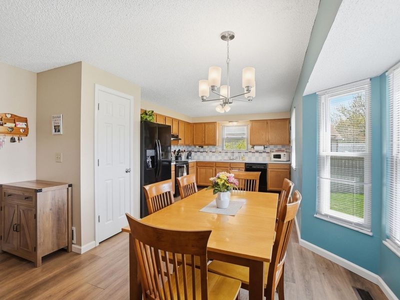 2199 Shirlene Drive, Grove City, OH 43123 Photo 12