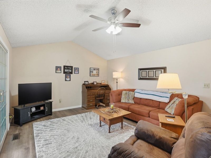 2199 Shirlene Drive, Grove City, OH 43123 Photo 13