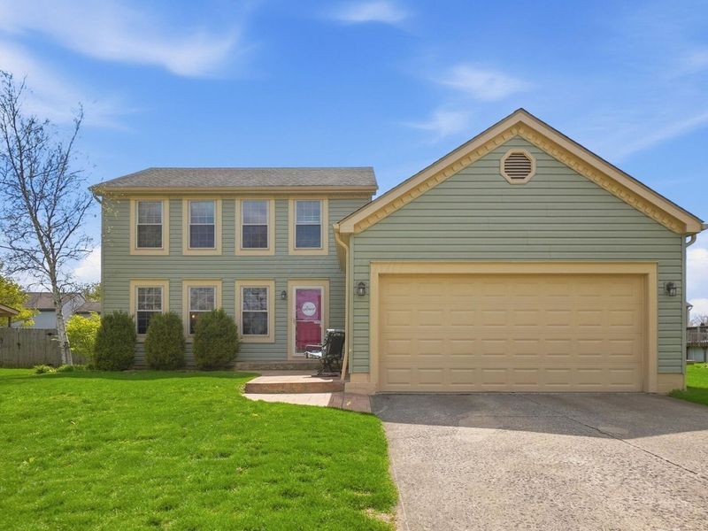 2199 Shirlene Drive, Grove City, OH 43123 Photo 2