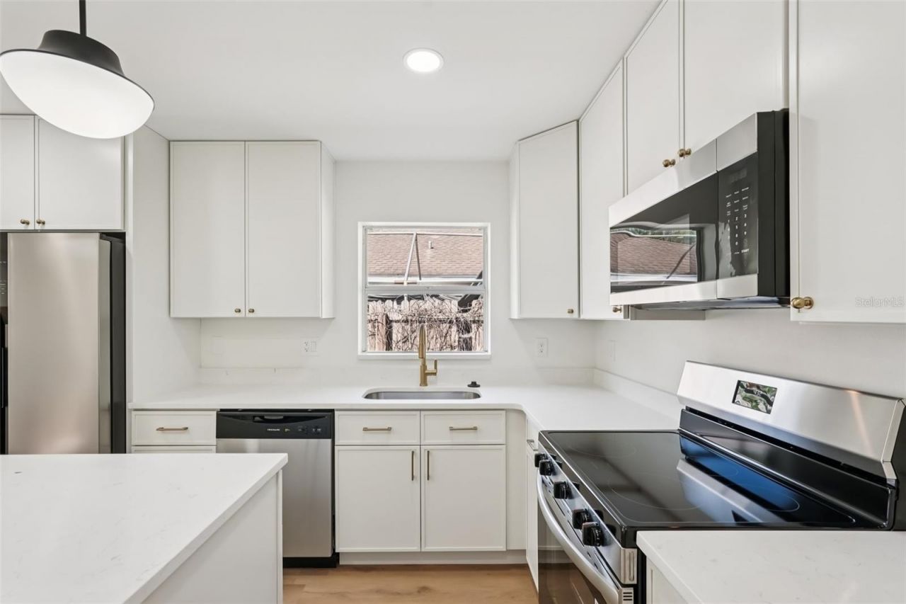 2107 8th Avenue E, Bradenton, FL 34208 Photo