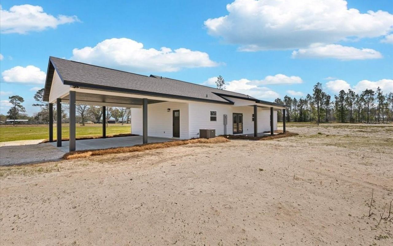 9465 169th Road , Live Oak, FL 32060 Photo