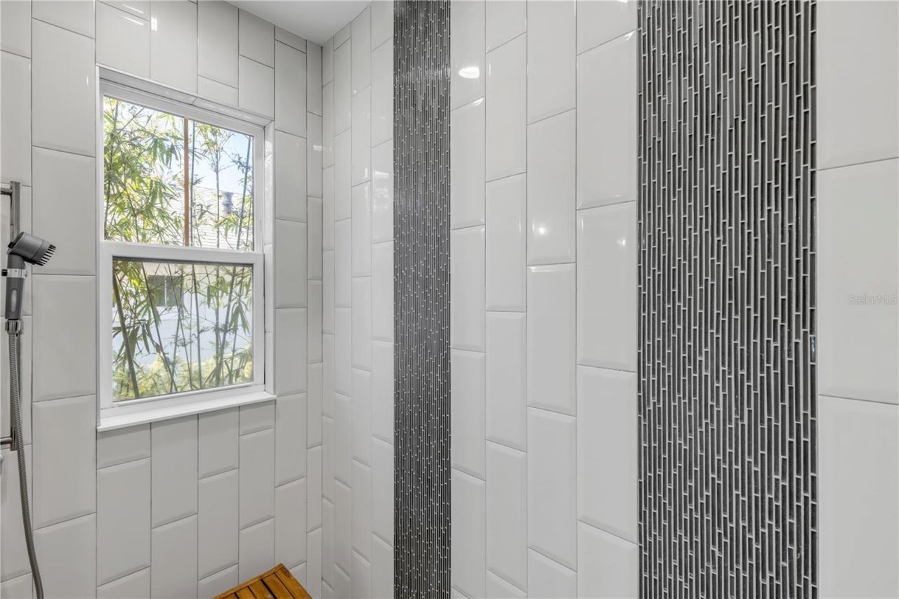 1502 Saxon Drive, New Smyrna Beach, FL 32169 Photo