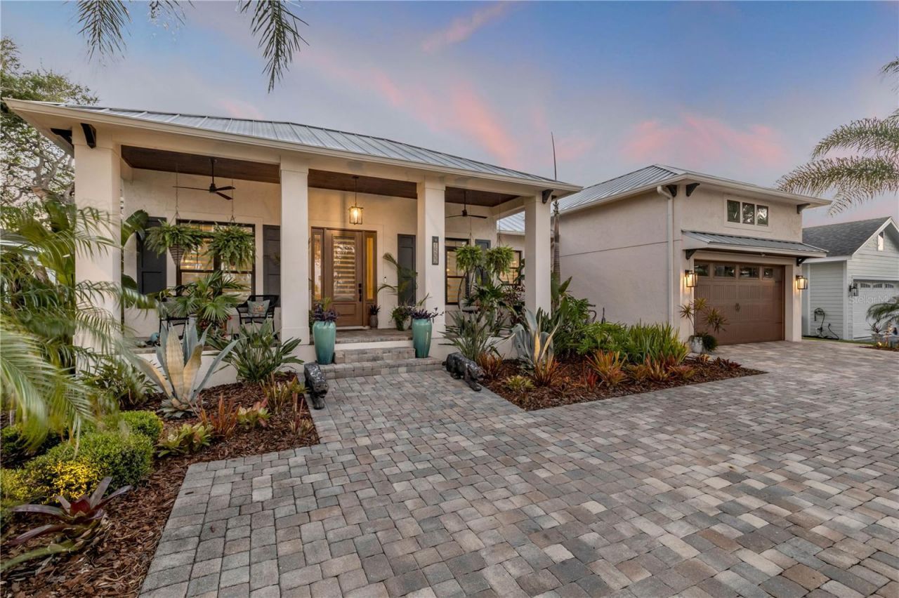 1502 Saxon Drive, New Smyrna Beach, FL 32169 Photo