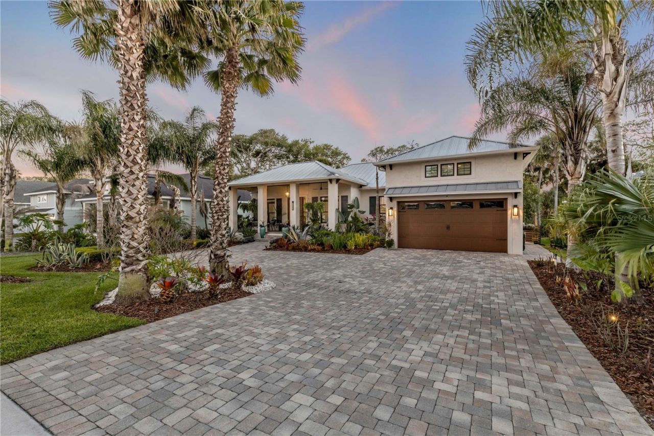 1502 Saxon Drive, New Smyrna Beach, FL 32169 Photo