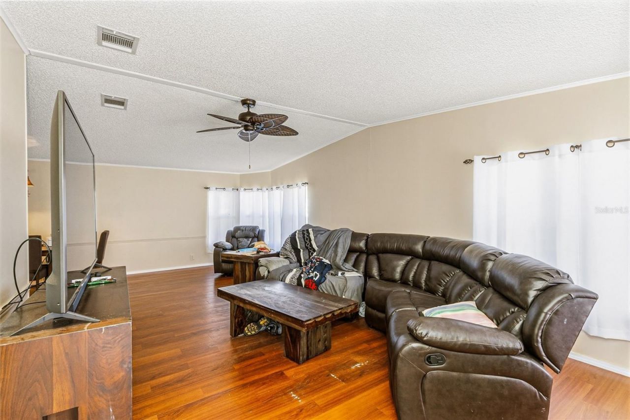 917 Cypress Street, Sebastian, FL 32976 Photo