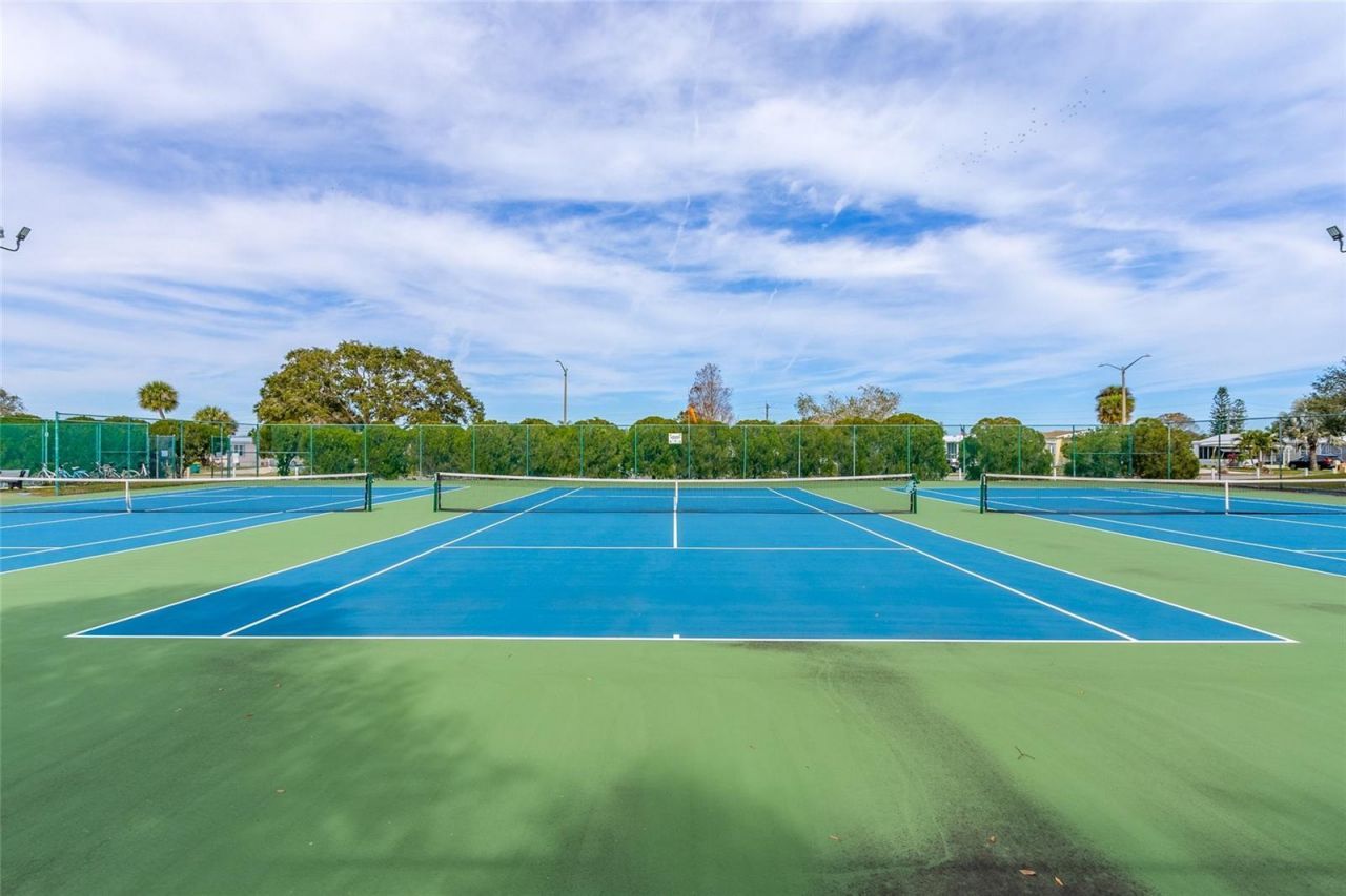 917 Cypress Street, Sebastian, FL 32976 Photo