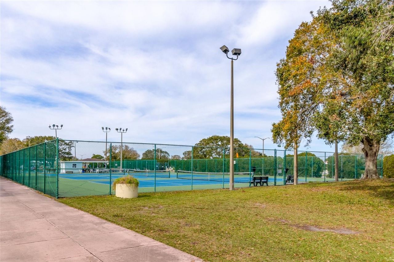 917 Cypress Street, Sebastian, FL 32976 Photo