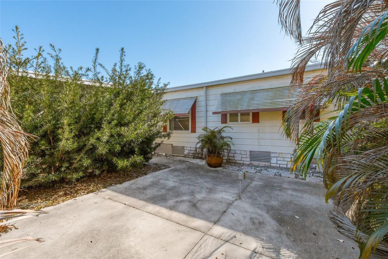 917 Cypress Street, Sebastian, FL 32976 Photo