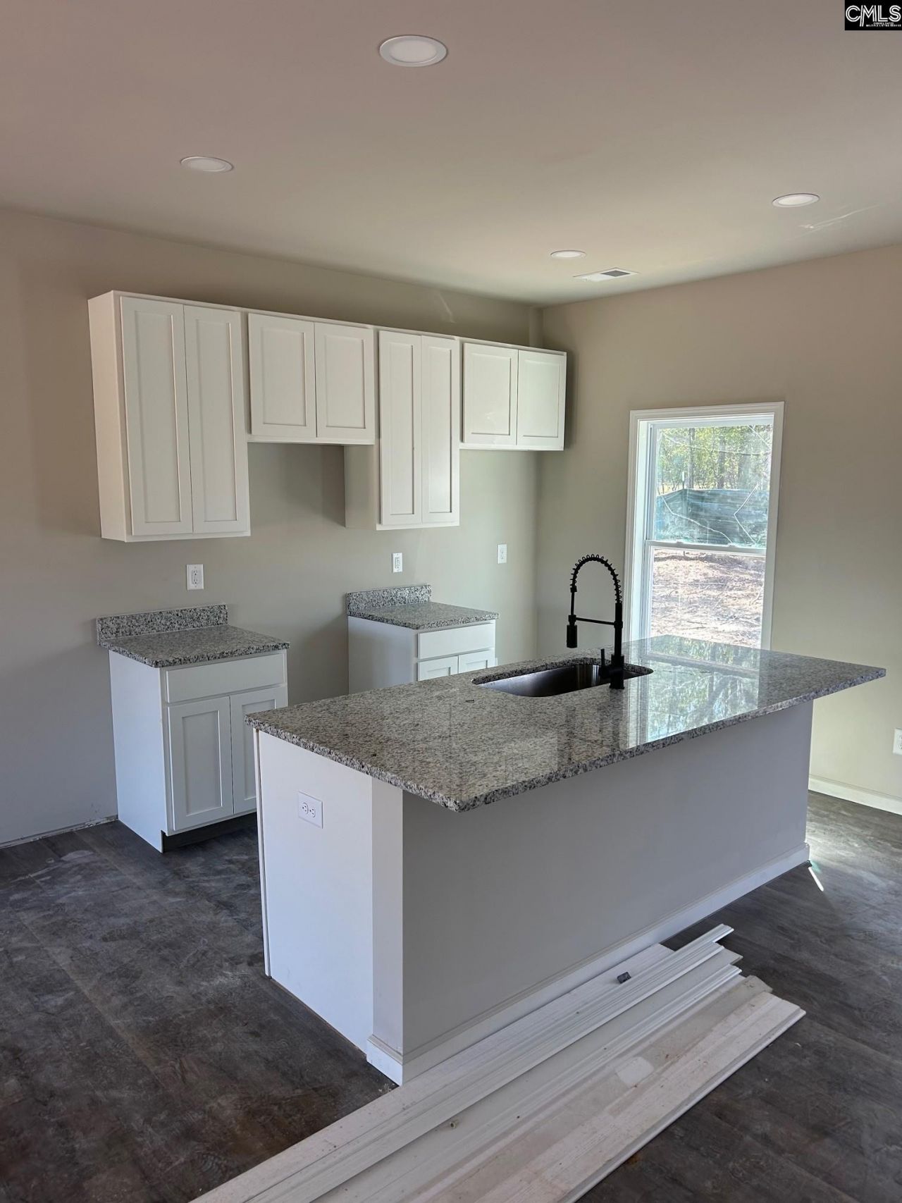 2958 Kirkland Street Photo 4