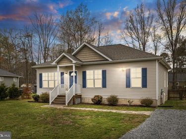 1511 BOWIE ROAD, COLONIAL BEACH, VA 22443