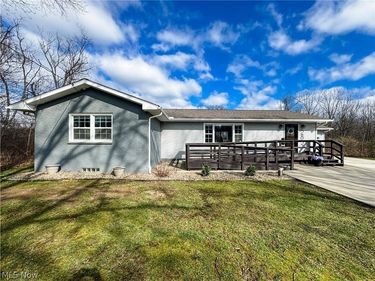 2857 Maco Drive, Norton, OH 44203