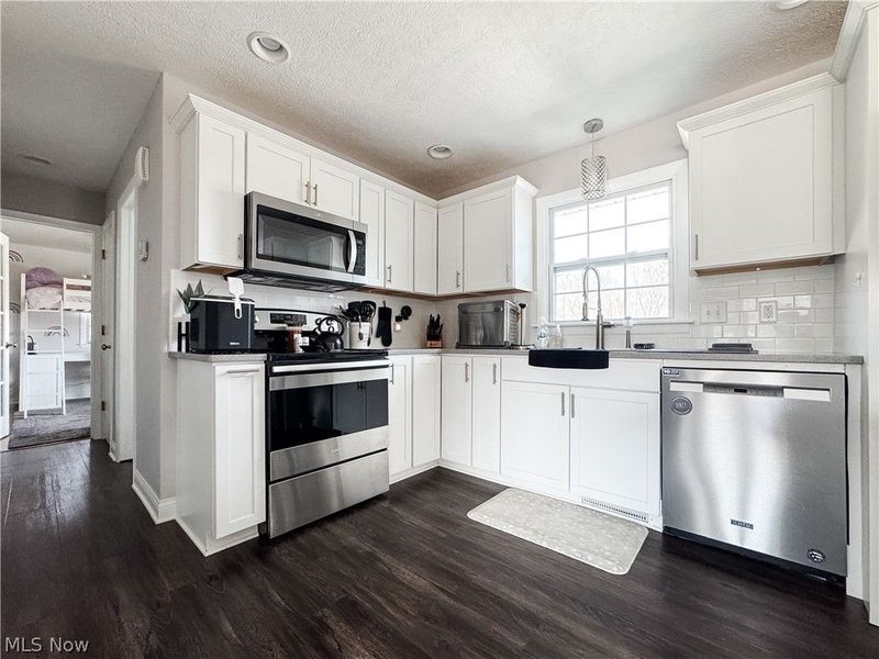 2857 Maco Drive, Norton, OH 44203 Photo 11