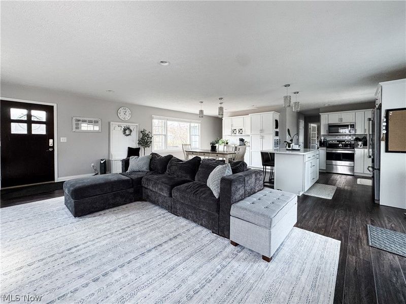 2857 Maco Drive, Norton, OH 44203 Photo 8