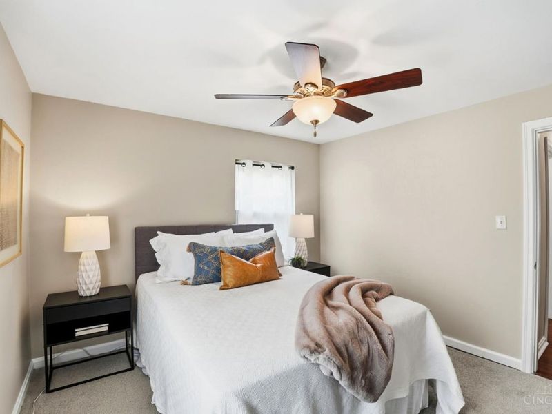 3790 N Broadlawn Circle, Silverton, OH 45236 Photo 16