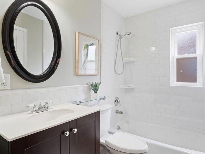 3790 N Broadlawn Circle, Silverton, OH 45236 Photo 18