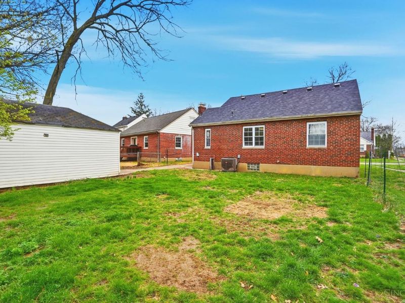 3790 N Broadlawn Circle, Silverton, OH 45236 Photo 29