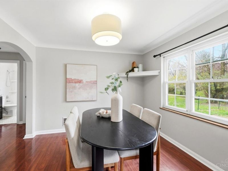 3790 N Broadlawn Circle, Silverton, OH 45236 Photo 9