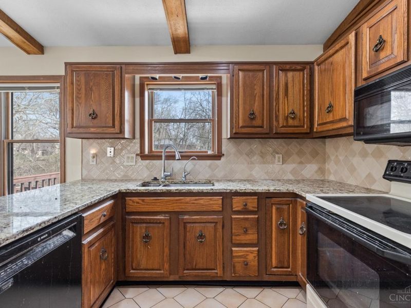 9282 Gregg Drive, West Chester, OH 45069 Photo 14