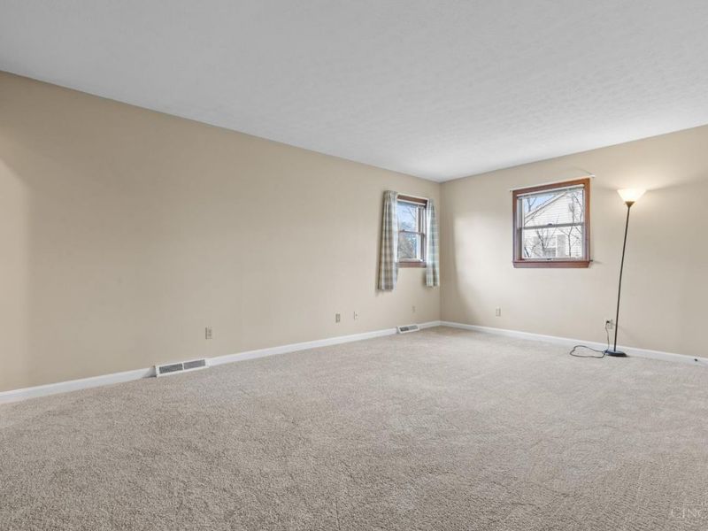 9282 Gregg Drive, West Chester, OH 45069 Photo 32