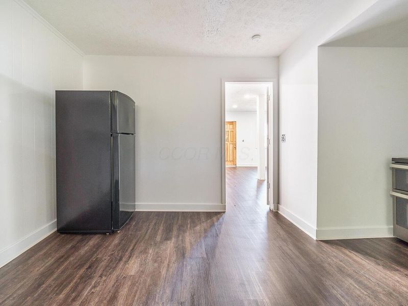 923 Sullivant Avenue, Columbus, OH 43223 Photo 10