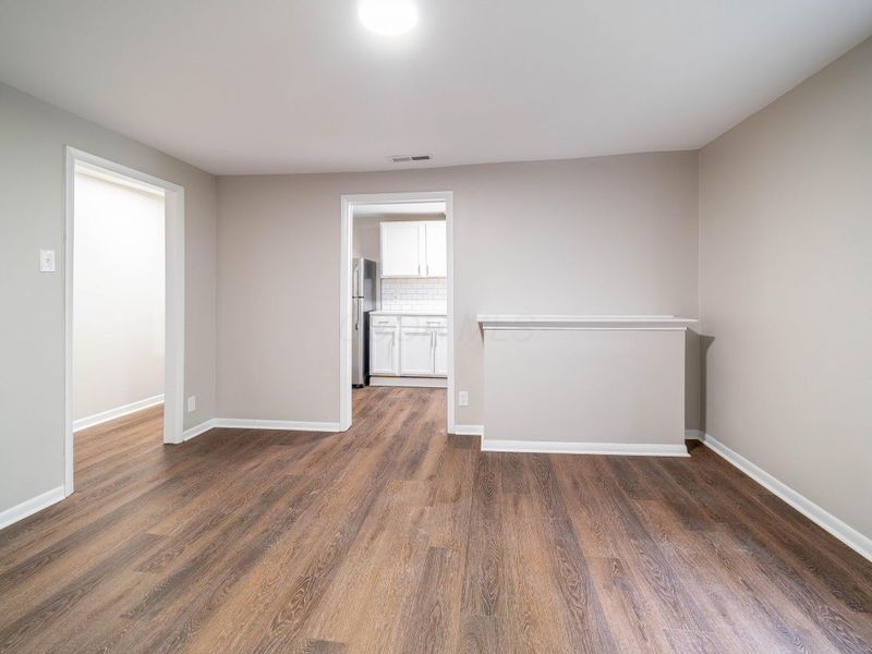 923 Sullivant Avenue, Columbus, OH 43223 Photo 18