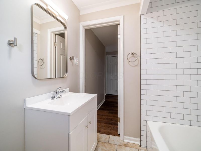 923 Sullivant Avenue, Columbus, OH 43223 Photo 26