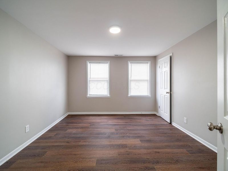 923 Sullivant Avenue, Columbus, OH 43223 Photo 27