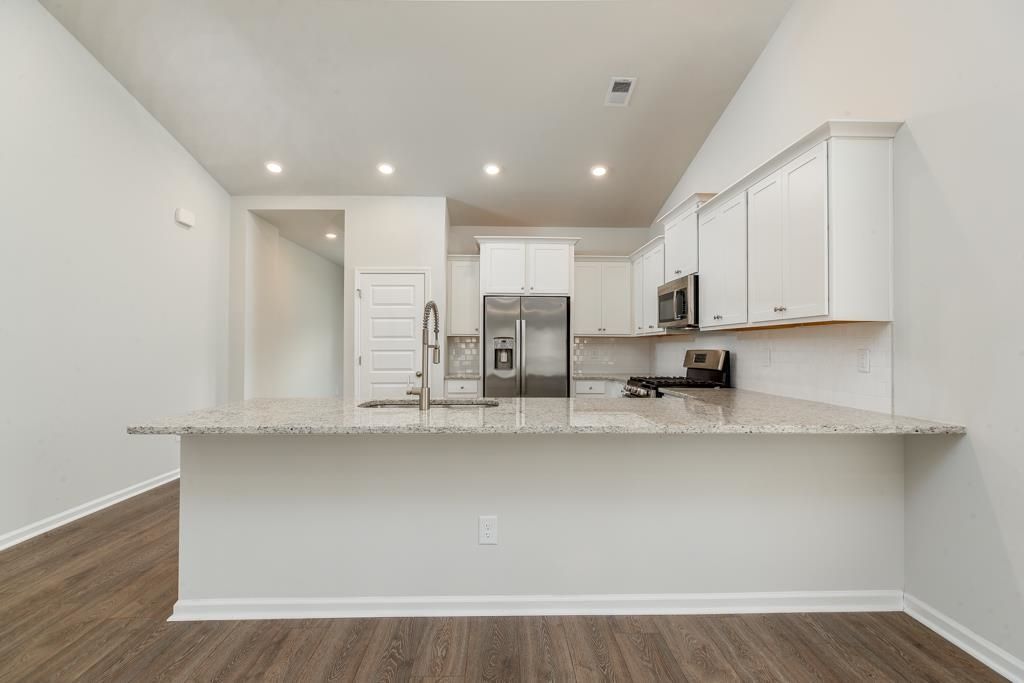 5645 Lacebark Trail  Photo 10