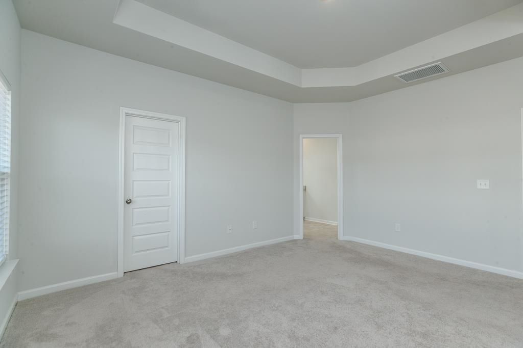 5645 Lacebark Trail  Photo 14