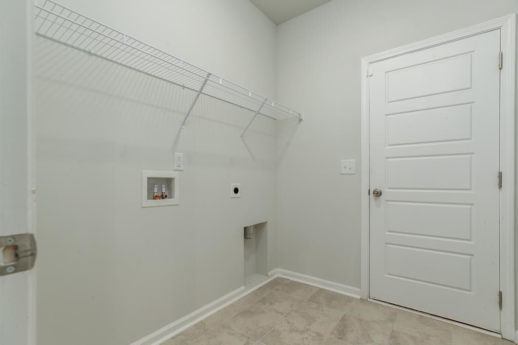 5645 Lacebark Trail  Photo 17