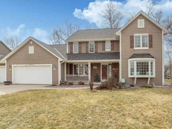 N78W22933 N Coldwater Cir, Sussex, WI 53089