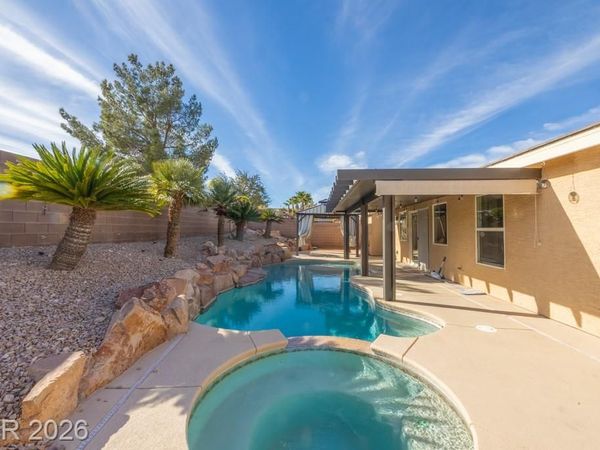 8217 Cabin Springs Avenue, Las Vegas, NV 89131