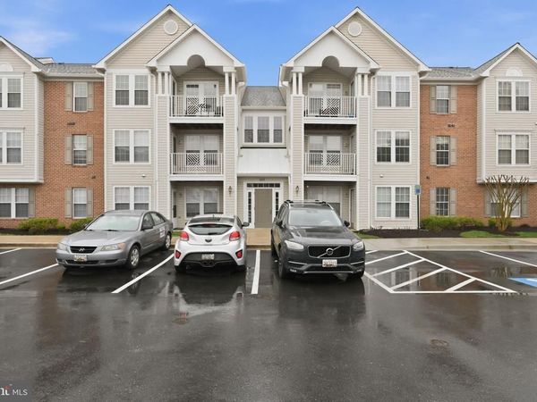 695 WINDING STREAM WAY, Unit 301, ODENTON, MD 21113