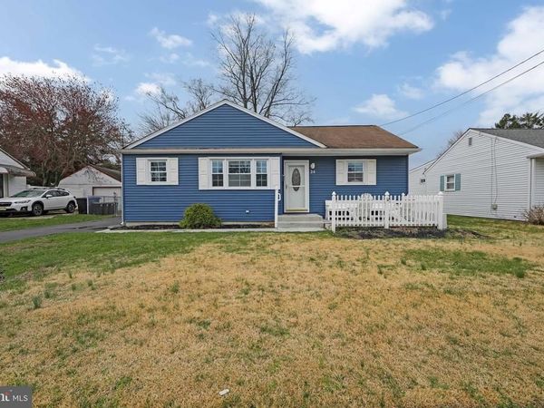 24 WOODBINE AVENUE, MAPLE SHADE, NJ 08052