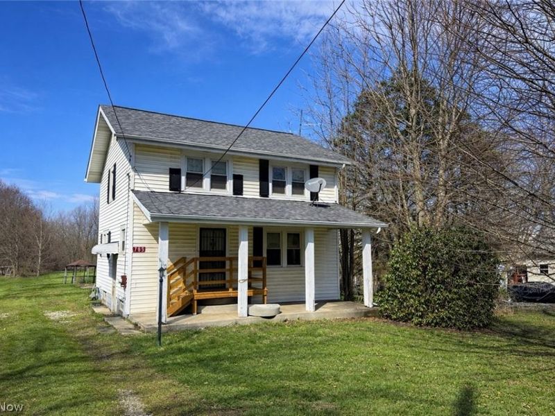 785 Chenoweth Extension, Akron, OH 44319 Photo 1