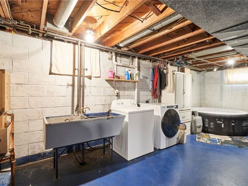 341 Lookout Avenue, Akron, OH 44310 Photo 13