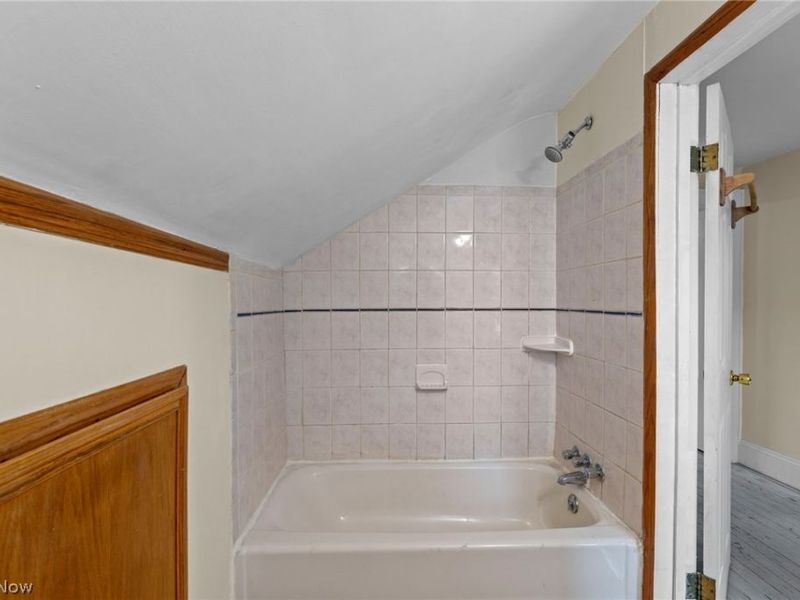 479 Newell Avenue, Akron, OH 44305 Photo 32