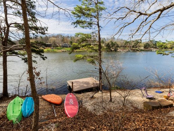 17 Devizis Drive, Bella Vista, AR 72714