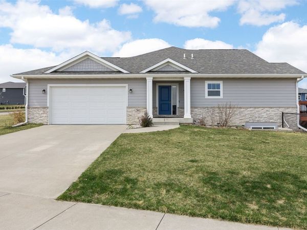 765 Hanks Drive , Iowa City, IA 52240