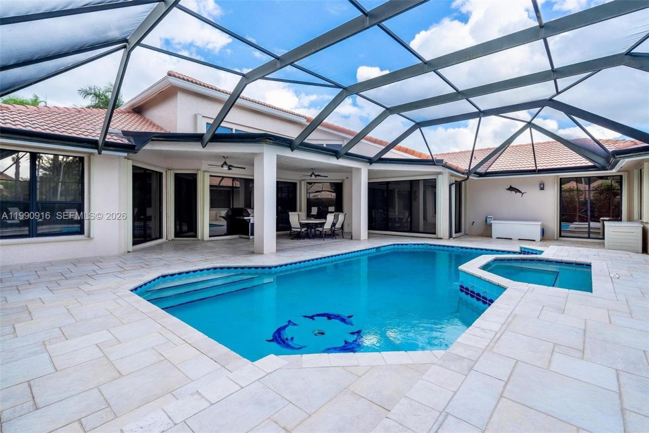392 Coconut Cir, Weston, FL 33326 Photo