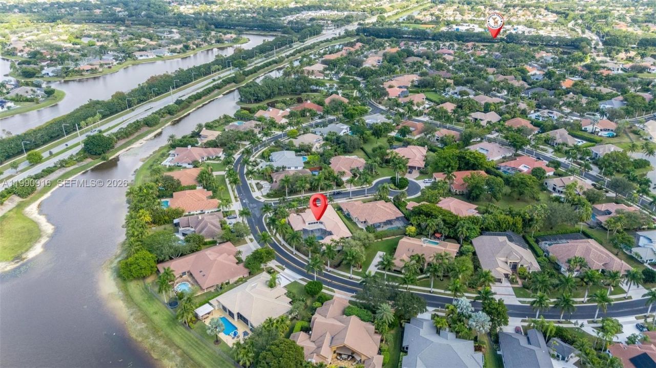 392 Coconut Cir, Weston, FL 33326 Photo